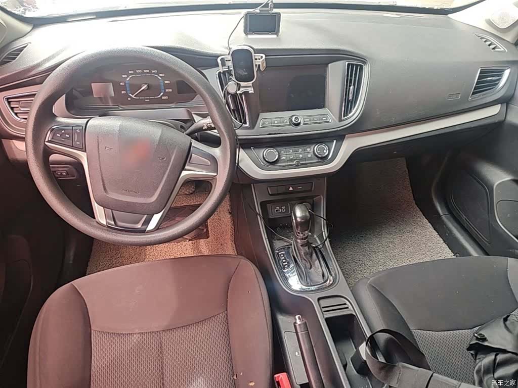 Roewe 360, 2016 10