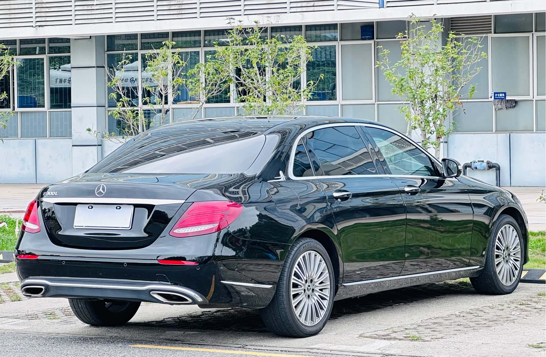 Mercedes-Benz E-Class, 2020 16