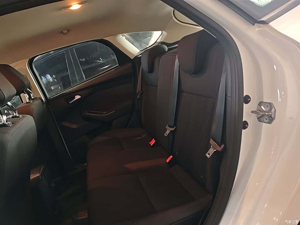 Ford Focus, 2016 17