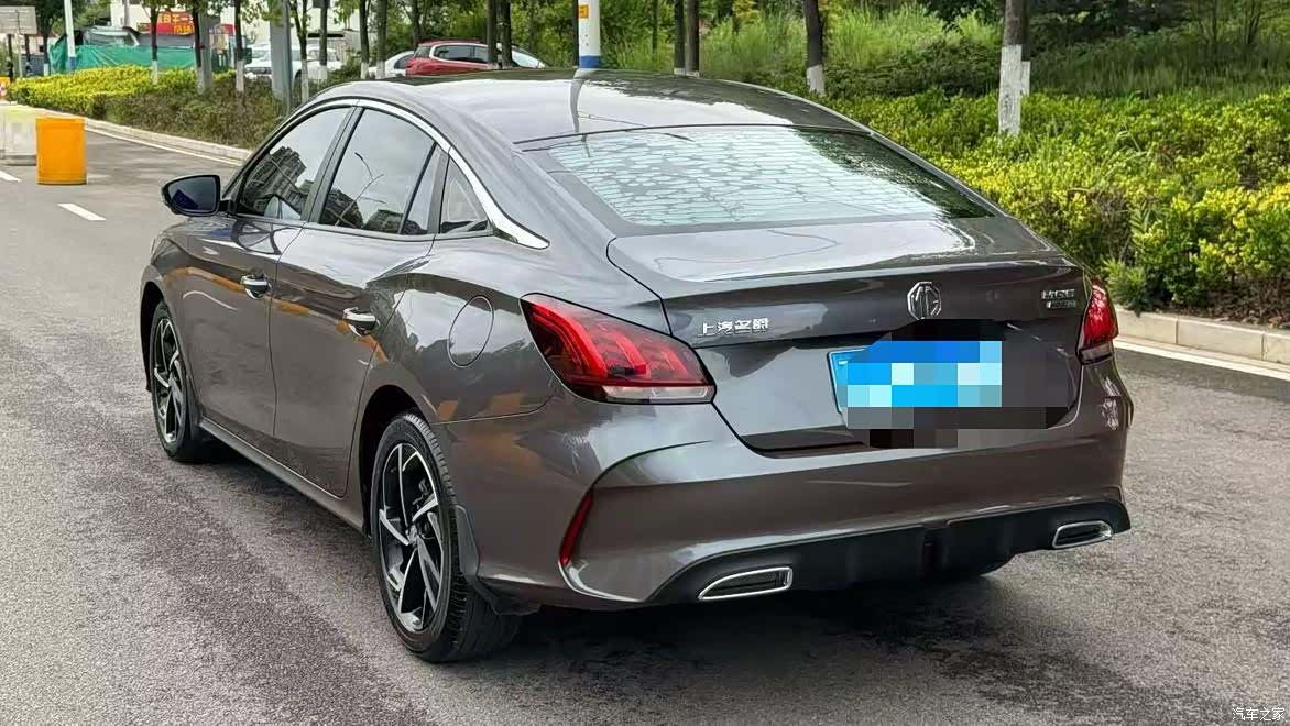 MG MG5, 2021 9