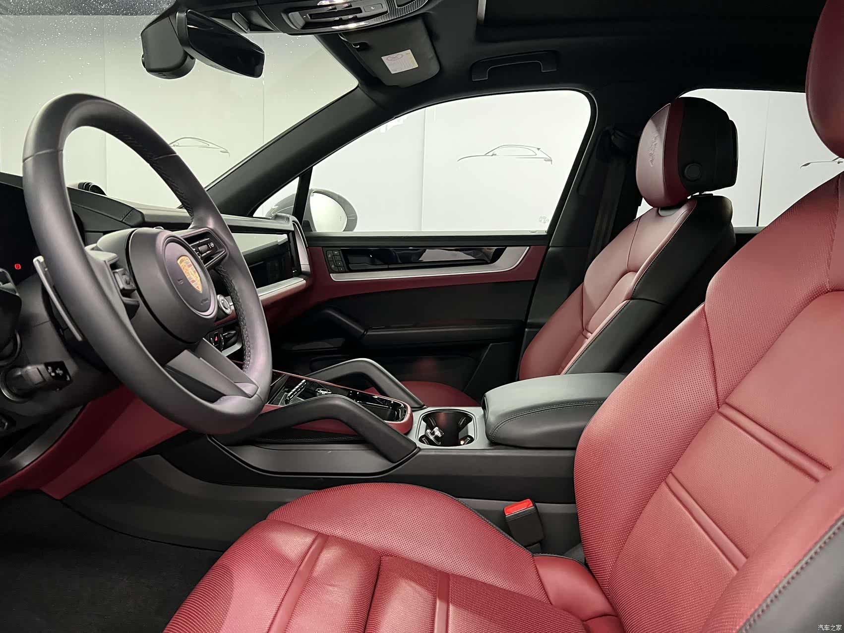 Porsche Cayenne, 2025 8