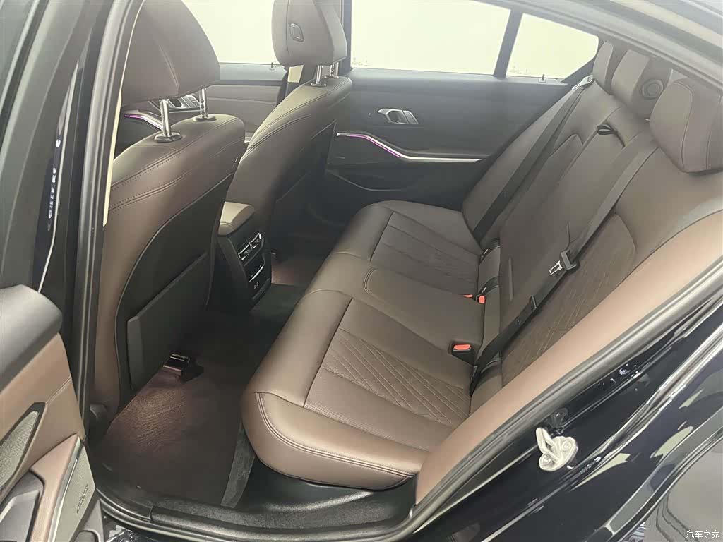 BMW 3 Series, 2022 14