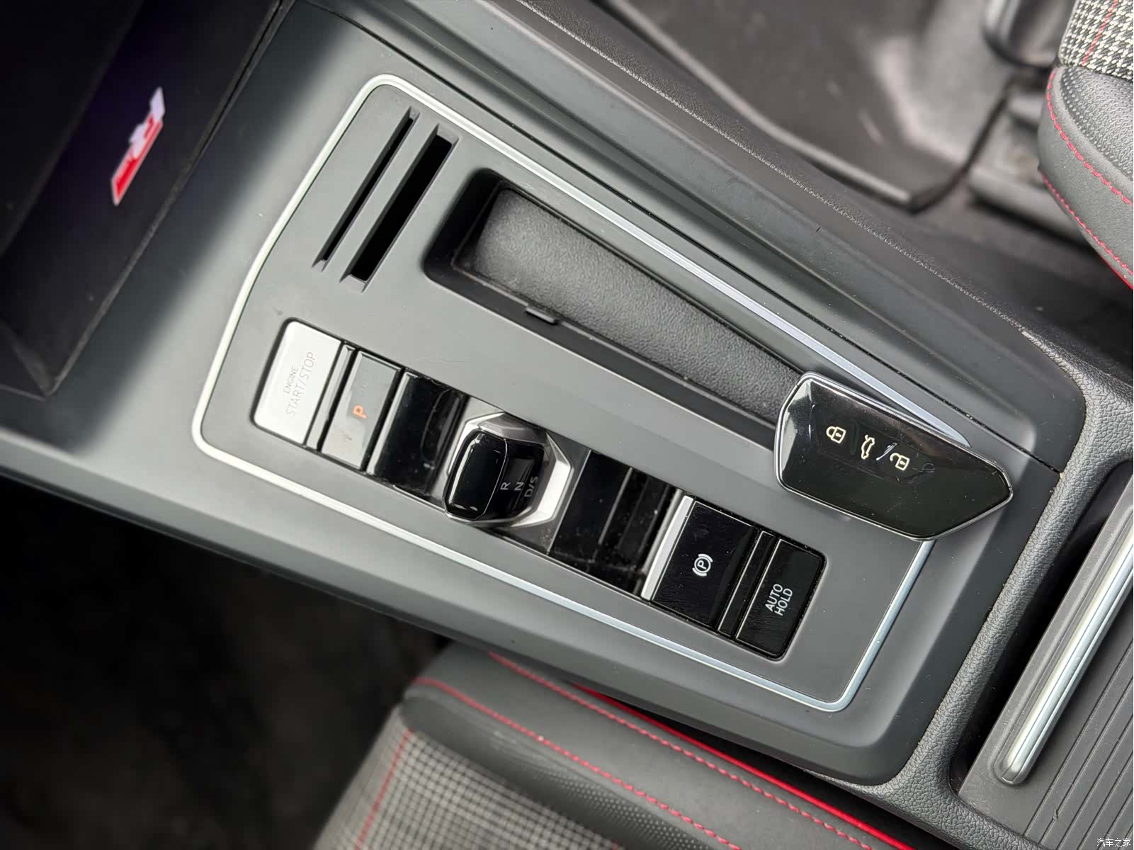 Volkswagen Golf, 2022 10