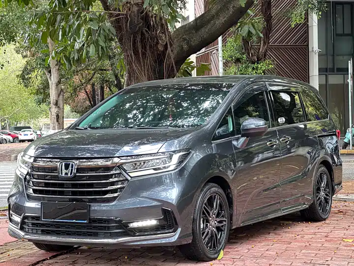 Honda Odyssey e:HEV Premium 2022