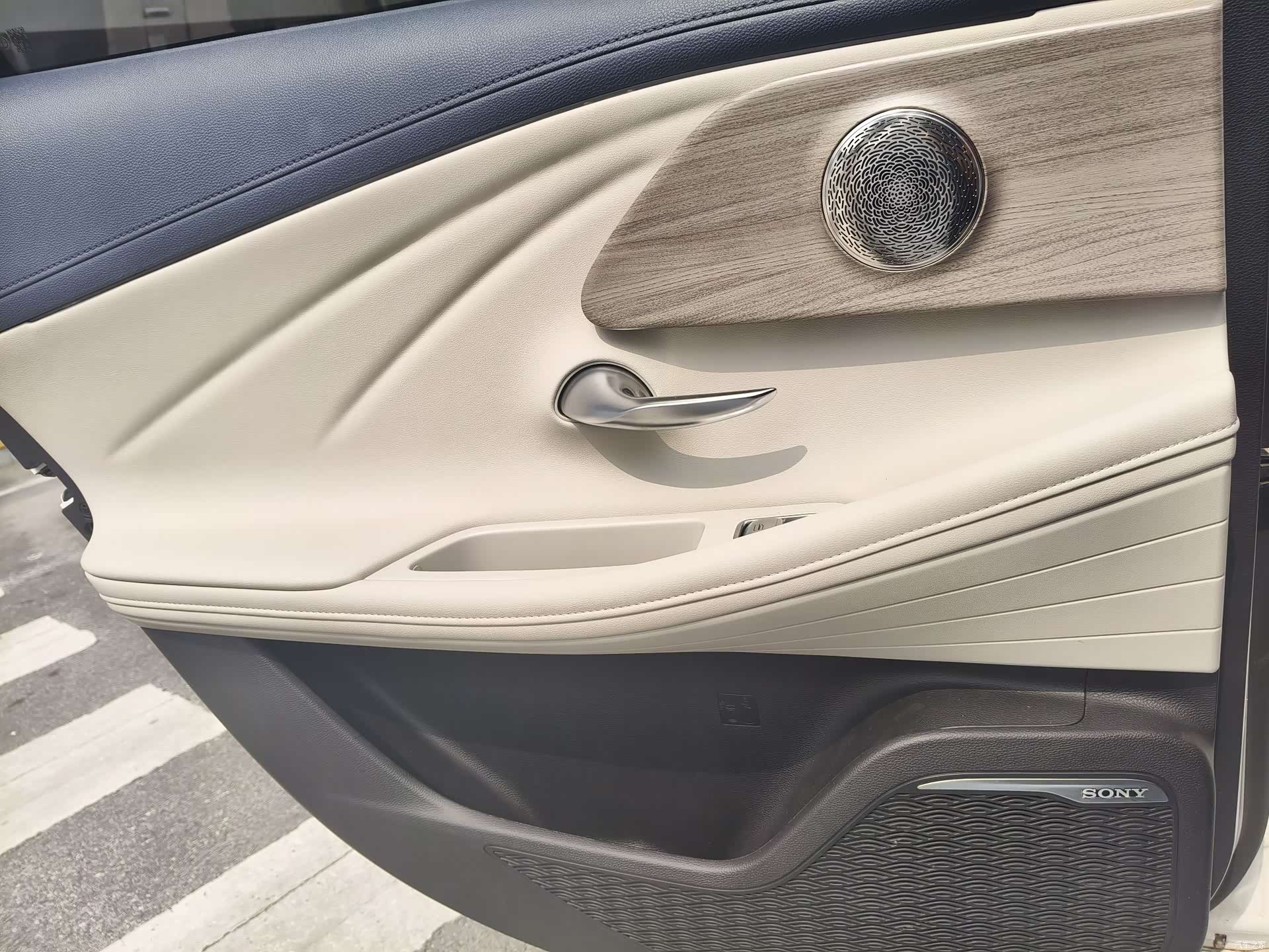 Chery Arrizo 8, 2022 18