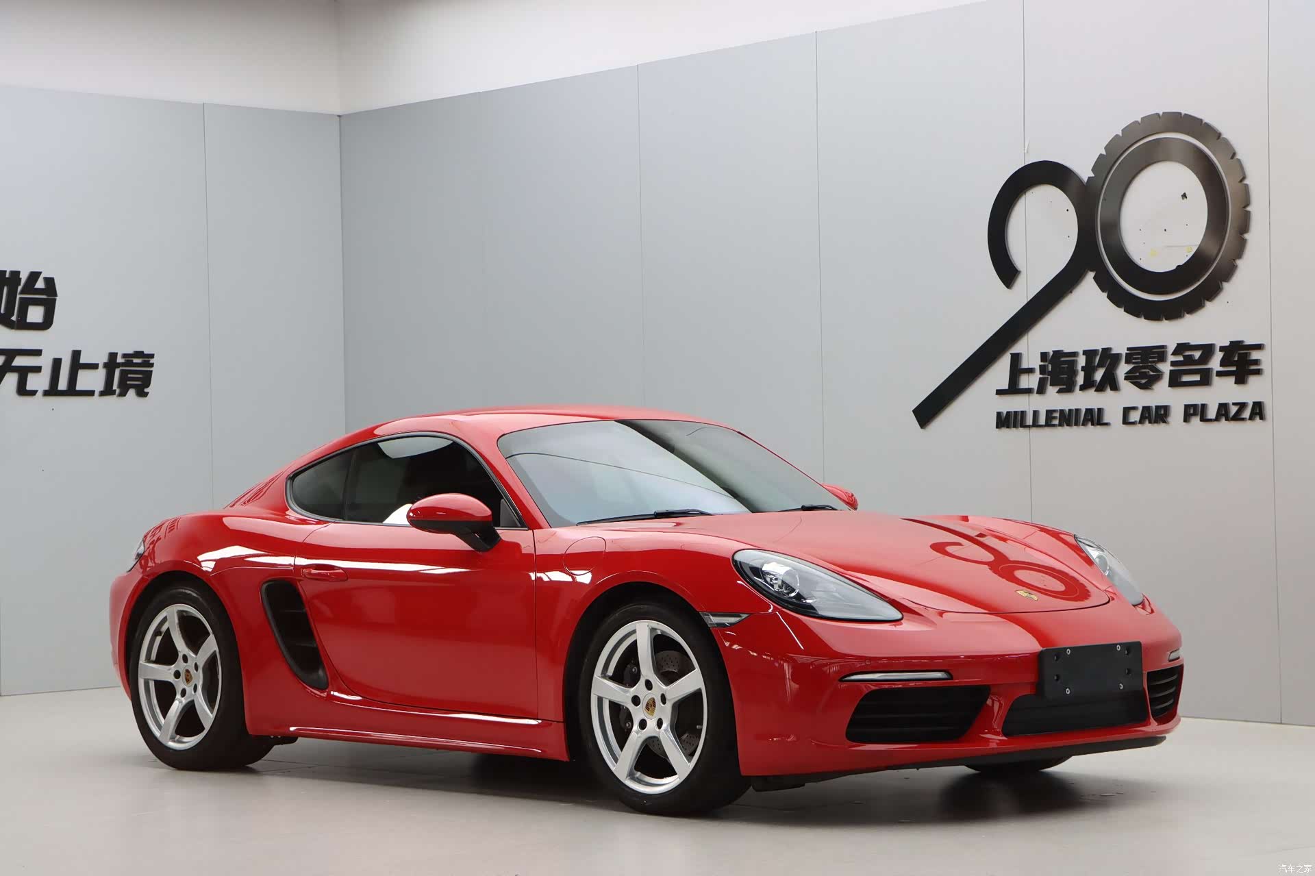 Porsche Cayman, 2019 1