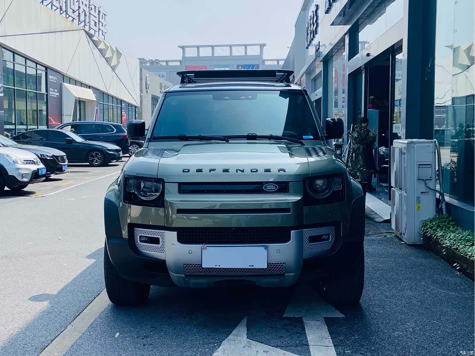 Land Rover Defender