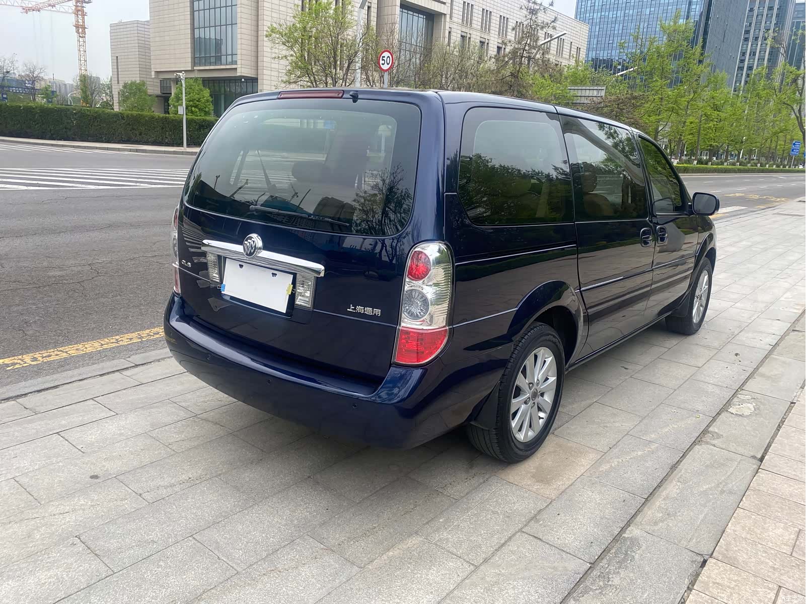 Buick GL8, 2013 15