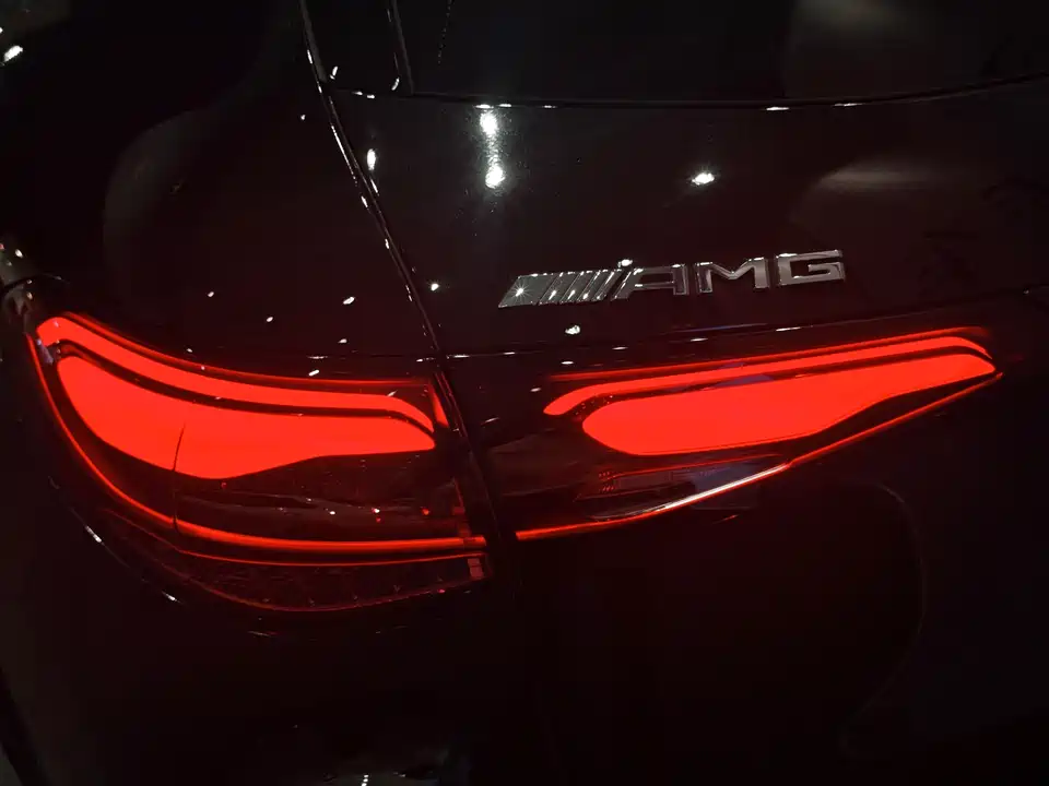 Mercedes-Benz GLC AMG