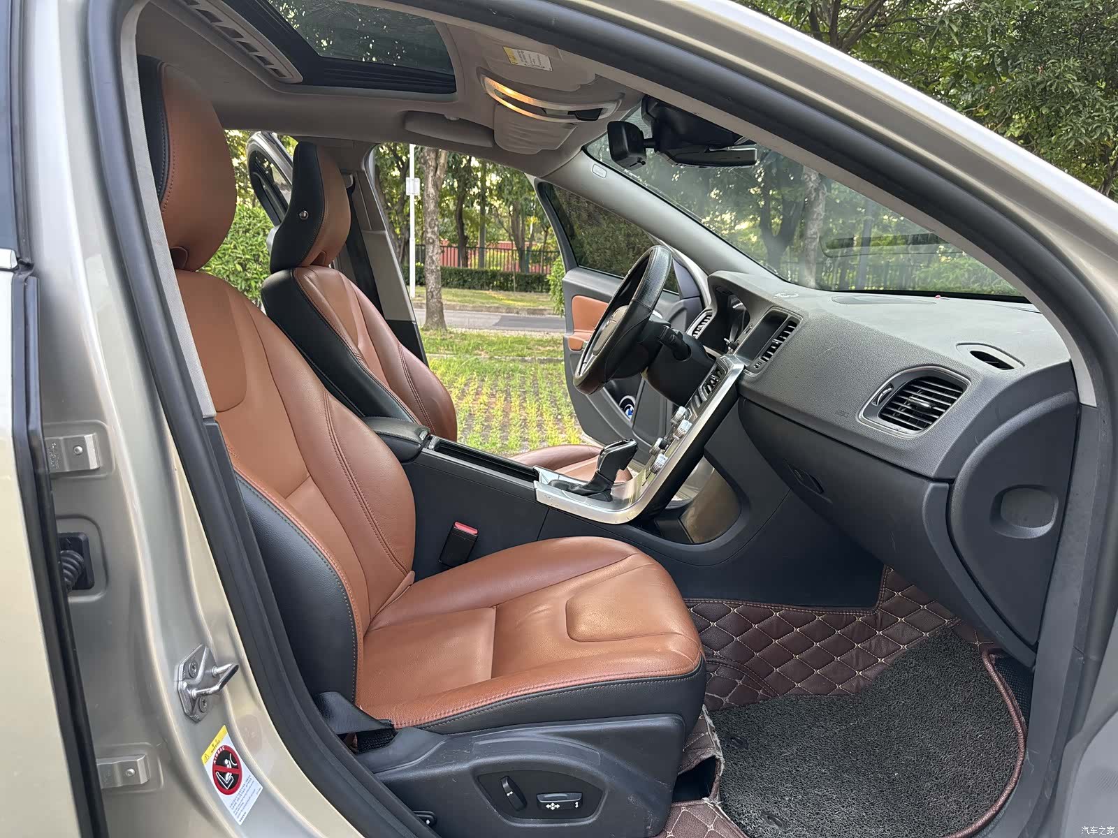 Volvo S60, 2017 все фото