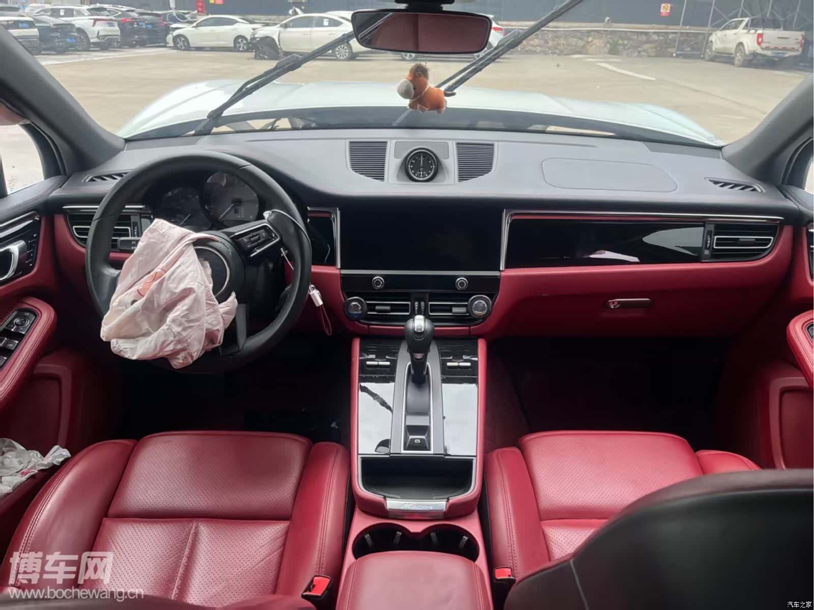 Porsche Macan, 2023 11