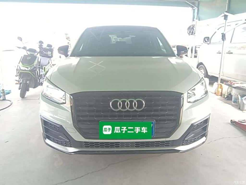 Audi Q2L, 2019 3