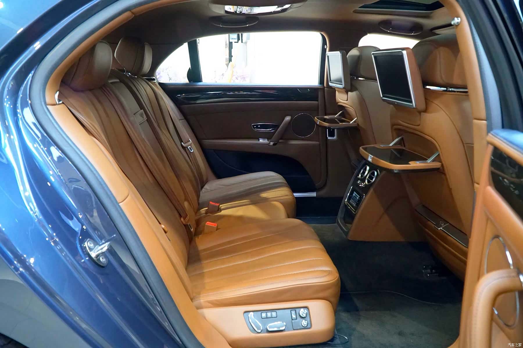 Bentley Flying Spur, 2014 10