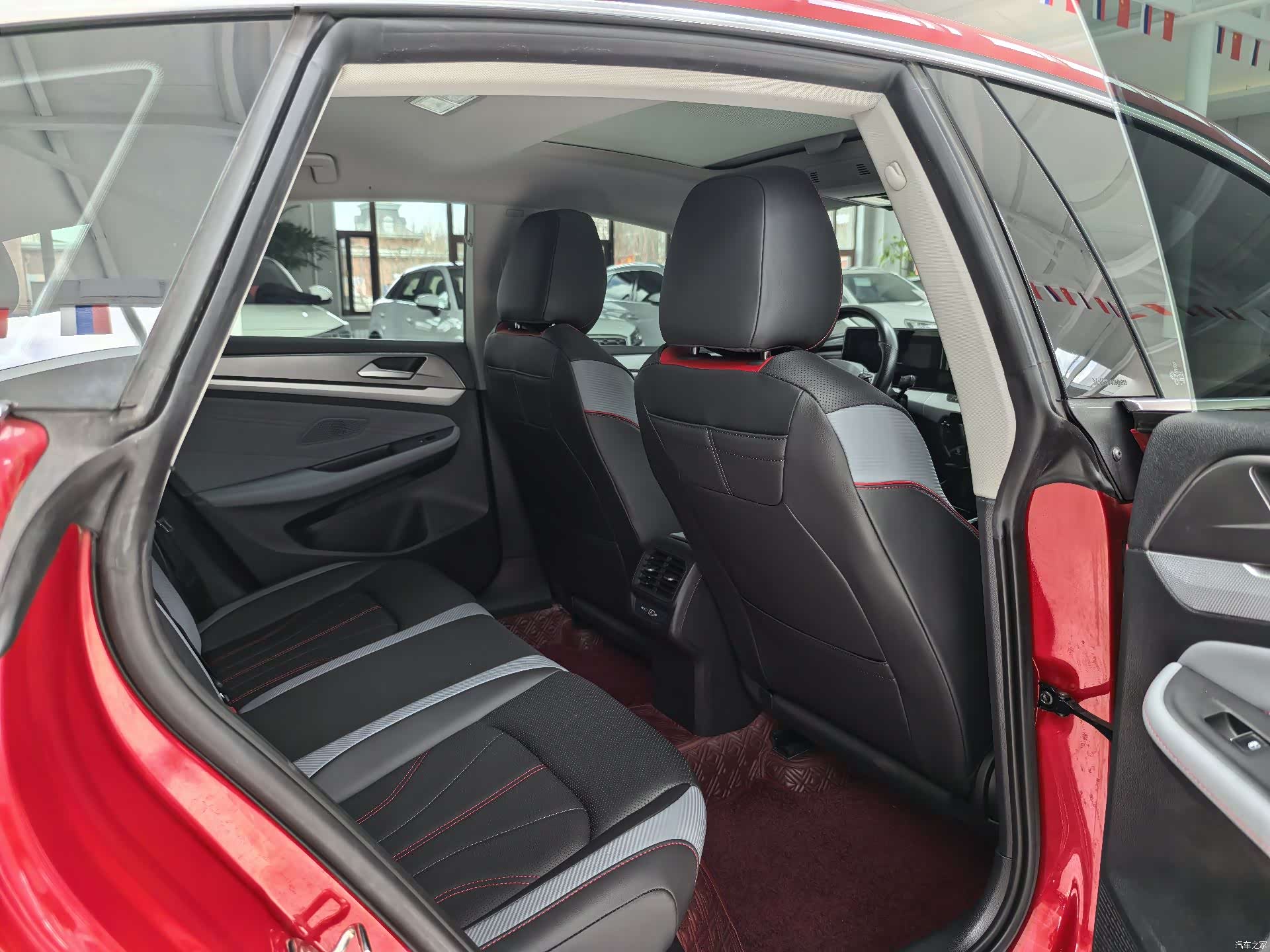 Volkswagen Lamando, 2023 12