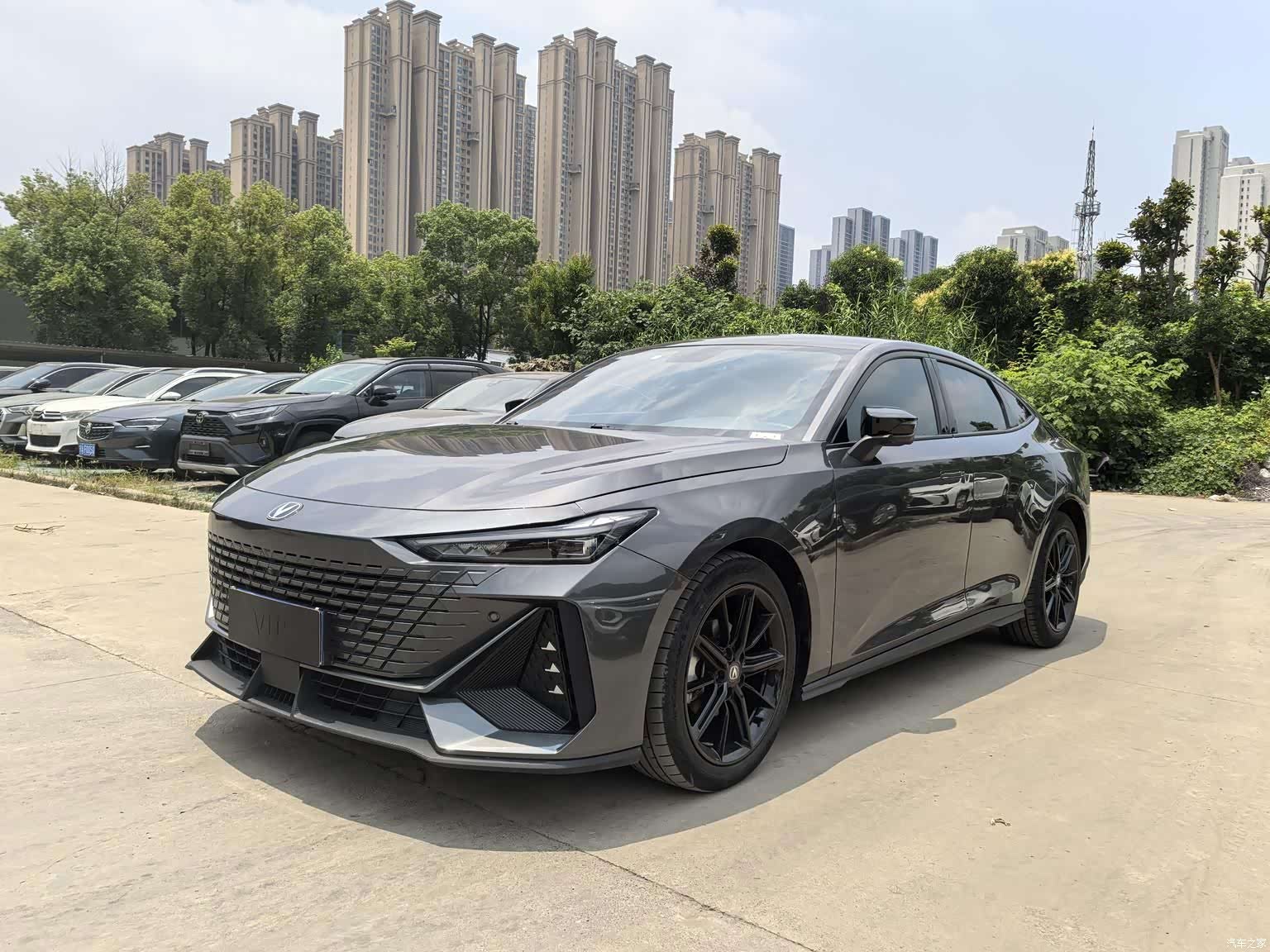 Changan UNI-V, 2022 1
