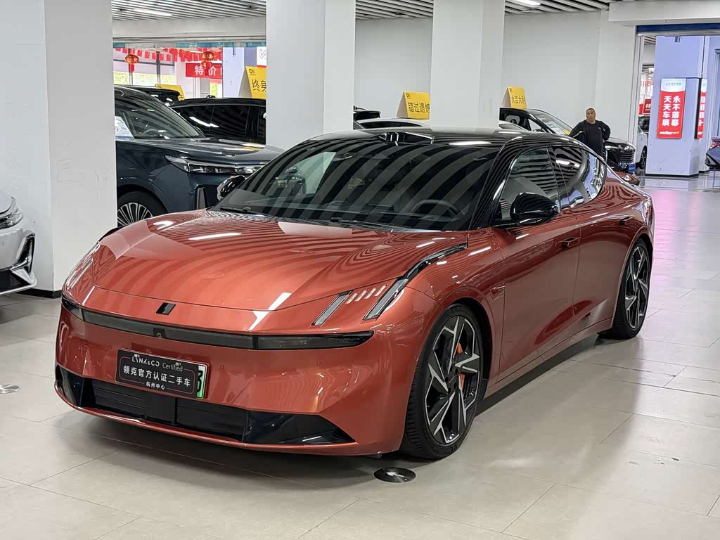 Lynk & Co Z10