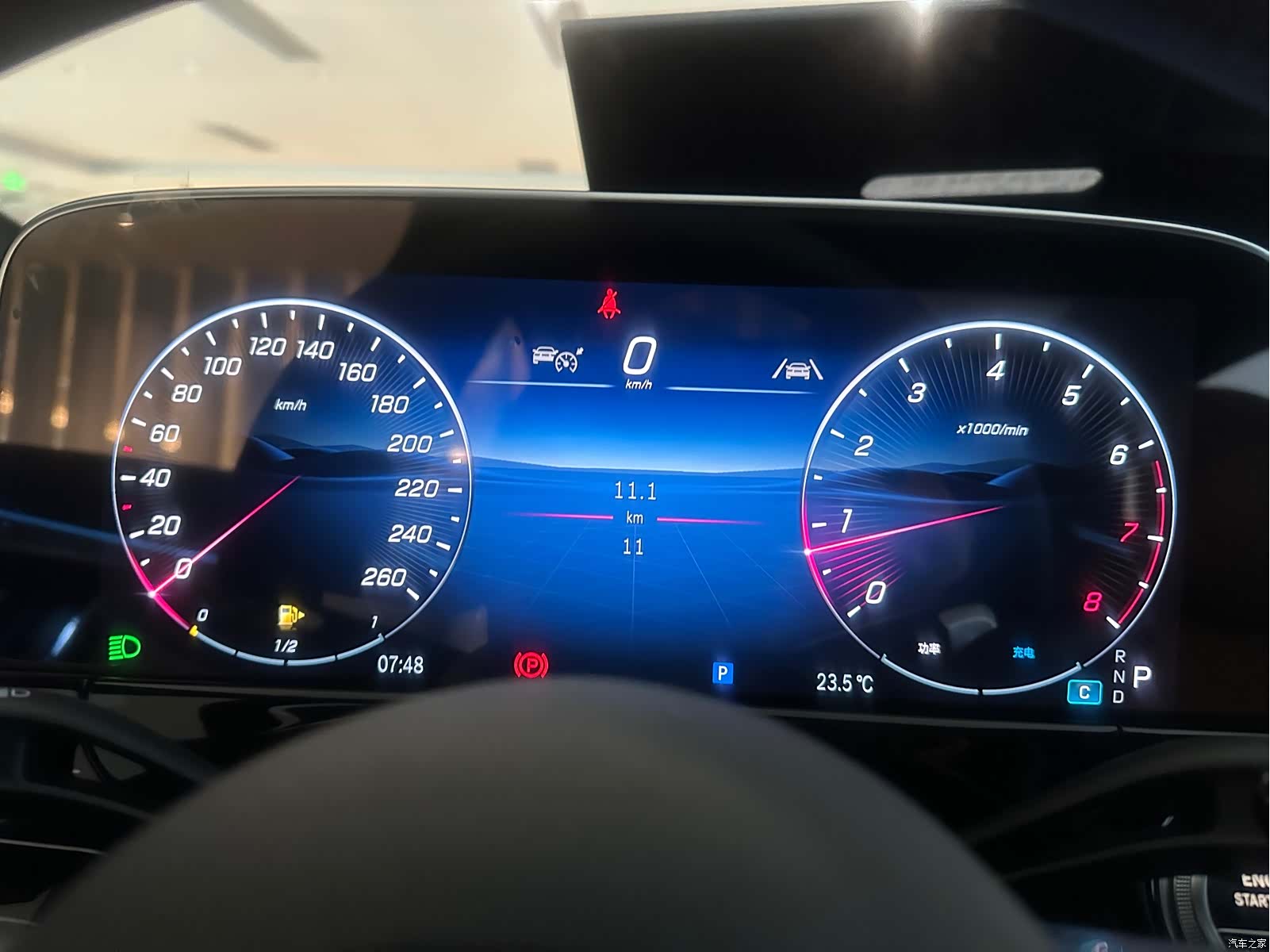 Mercedes-Benz E-Class, 2025 6