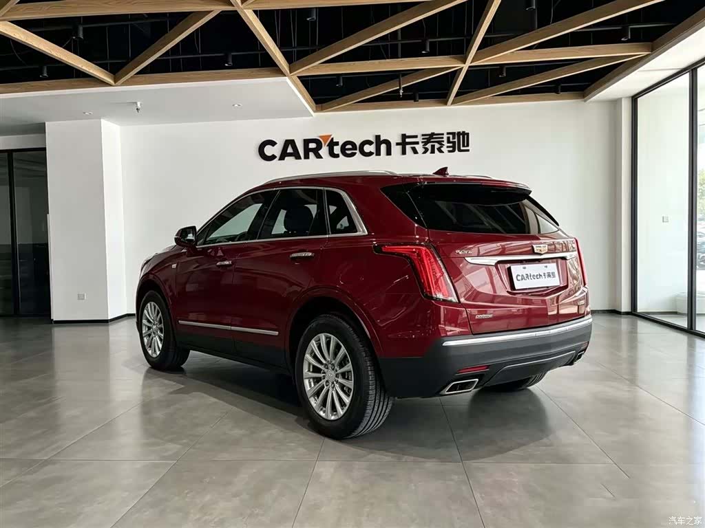Cadillac XT5, 2016 4