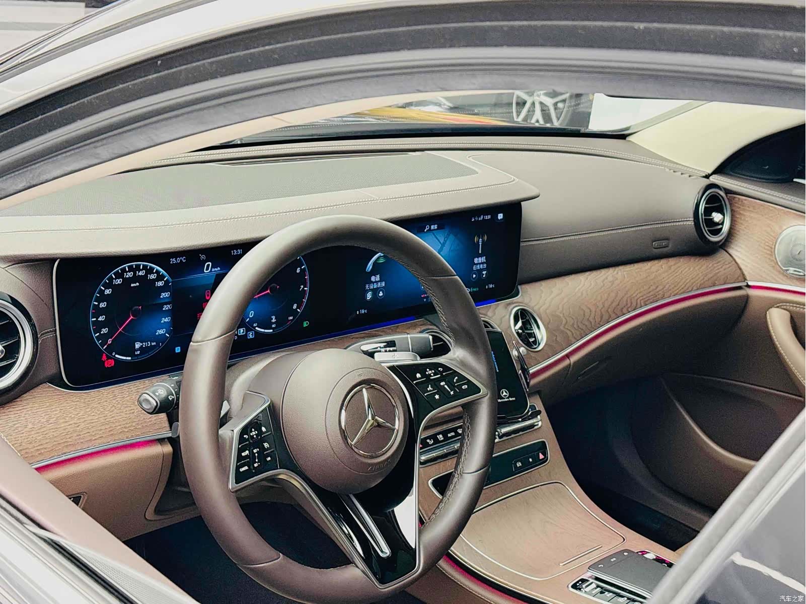 Mercedes-Benz E-Class, 2023 6