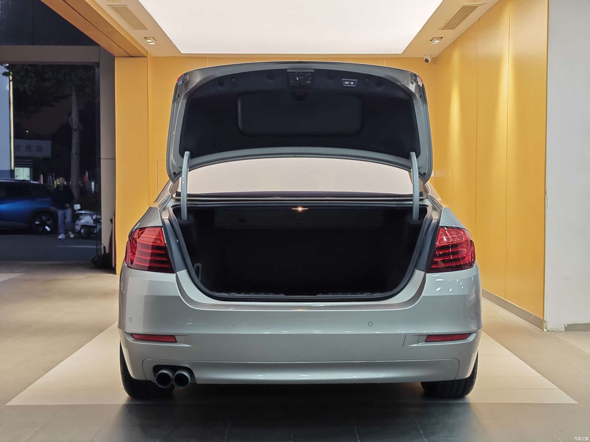 BMW 5 Series, 2014 28