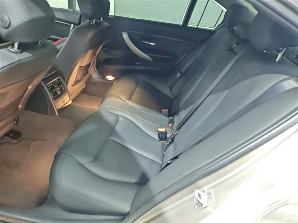 BMW 3 Series, 2015 17