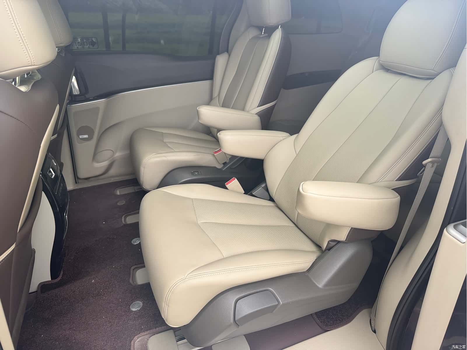 Buick GL8, 2014 8