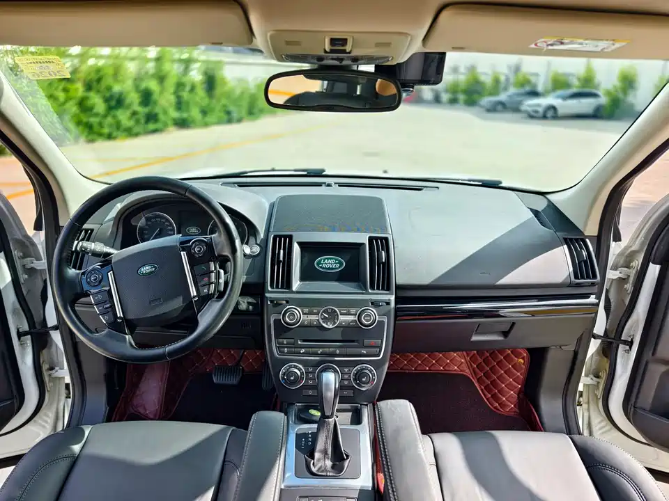 Land Rover Freelander 2