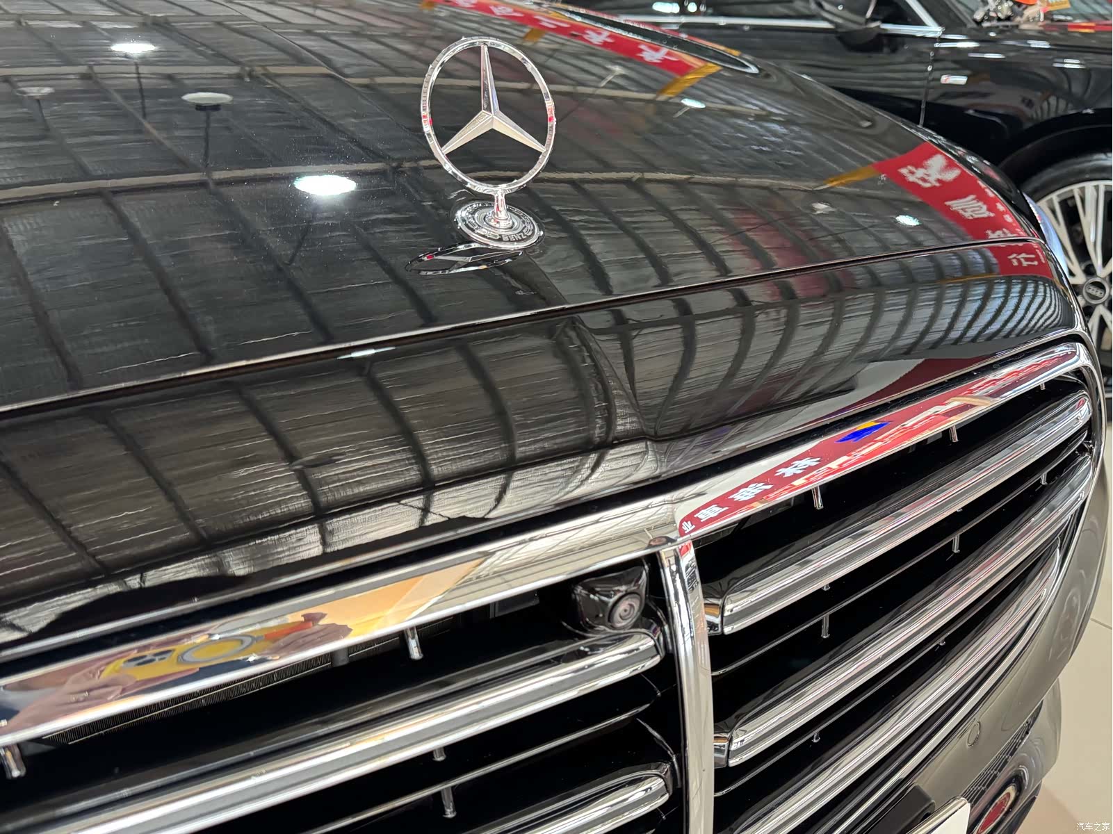Mercedes-Benz E-Class, 2022 4