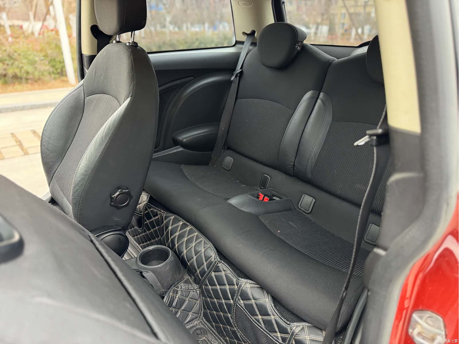 Mini ONE, 2013 7