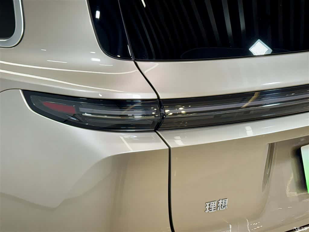 Li Auto L9, 2023 8
