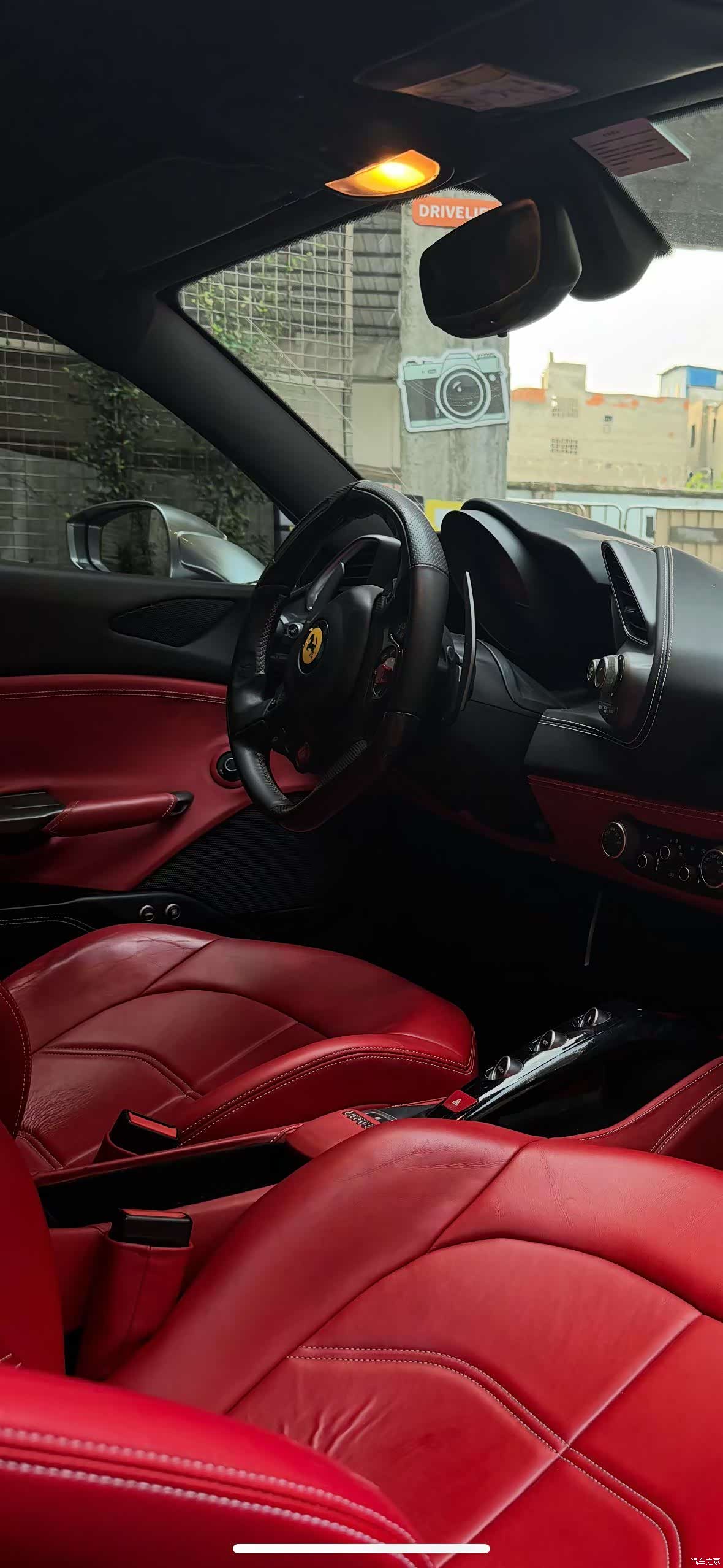 Ferrari 488, 2016 6