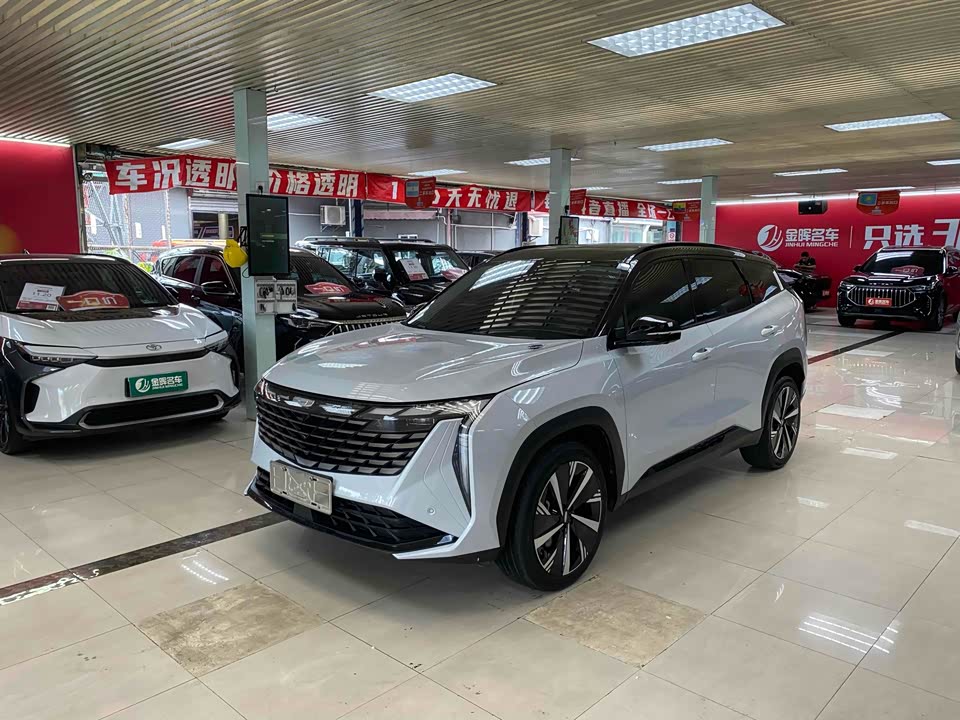 Geely Atlas L