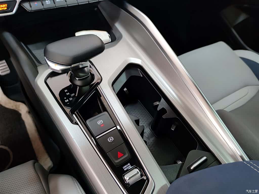 Geely Preface, 2022 14