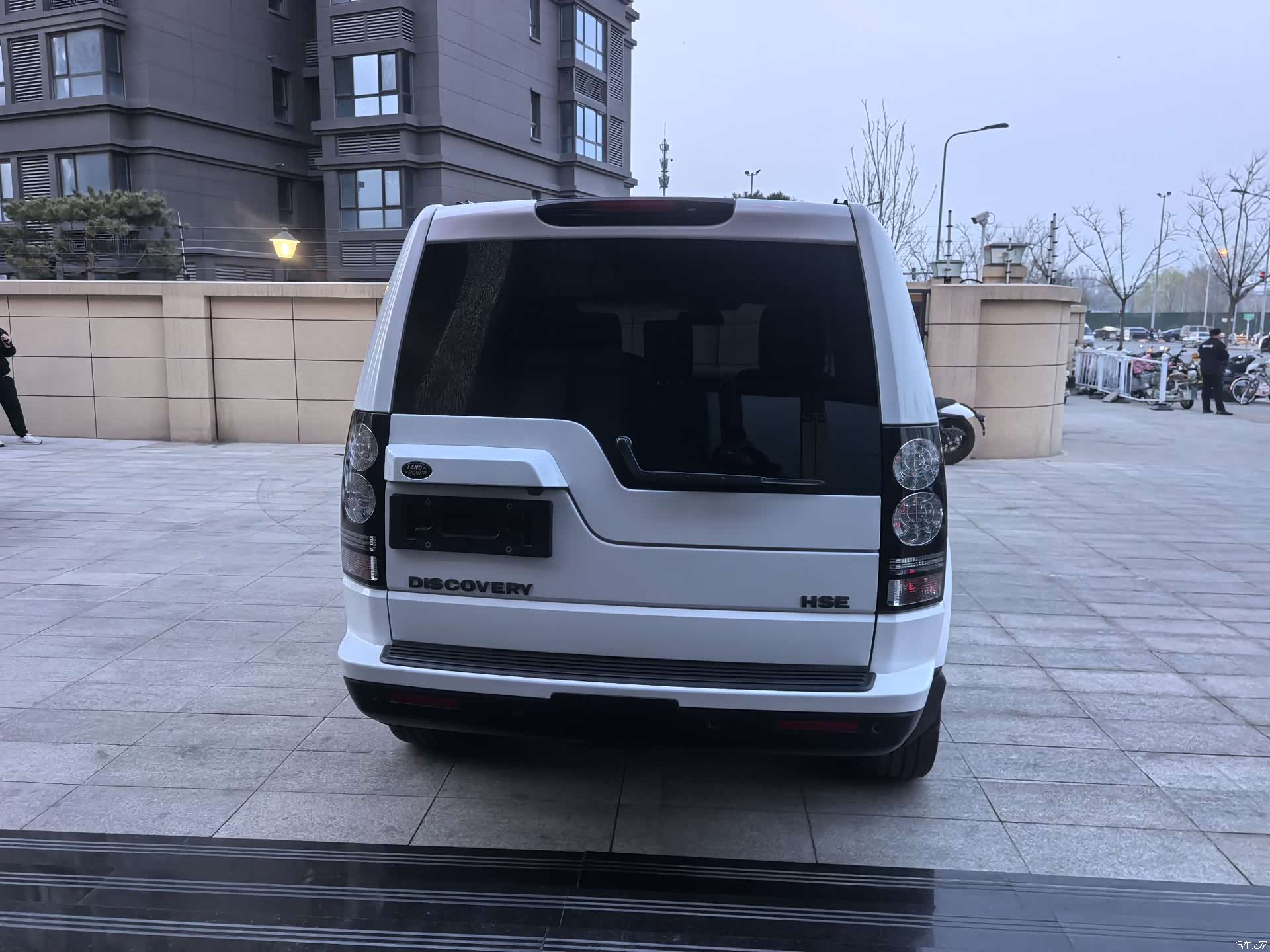 Land Rover Discovery, 2015 все фото
