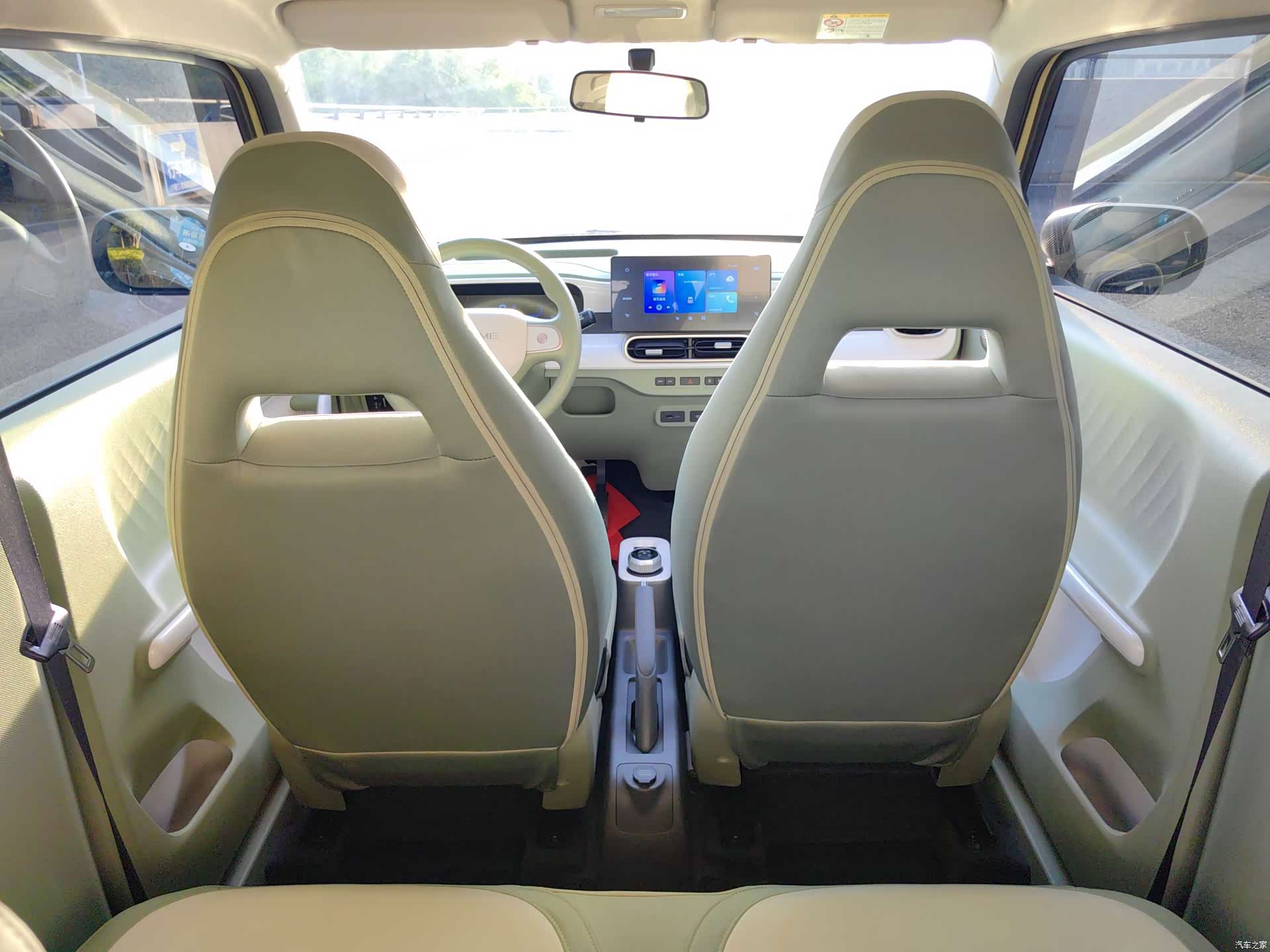 Geely Panda, 2025 14