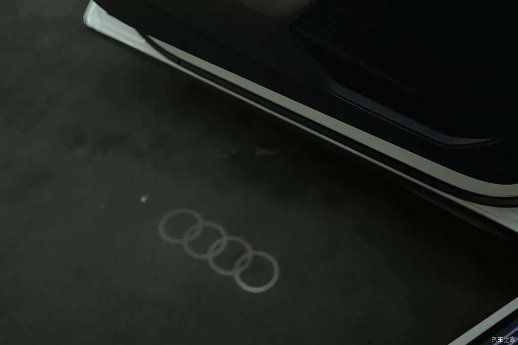 Audi Q3, 2023 17