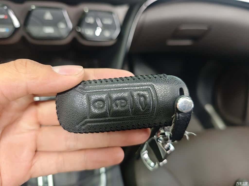 GAC GS4, 2016 12