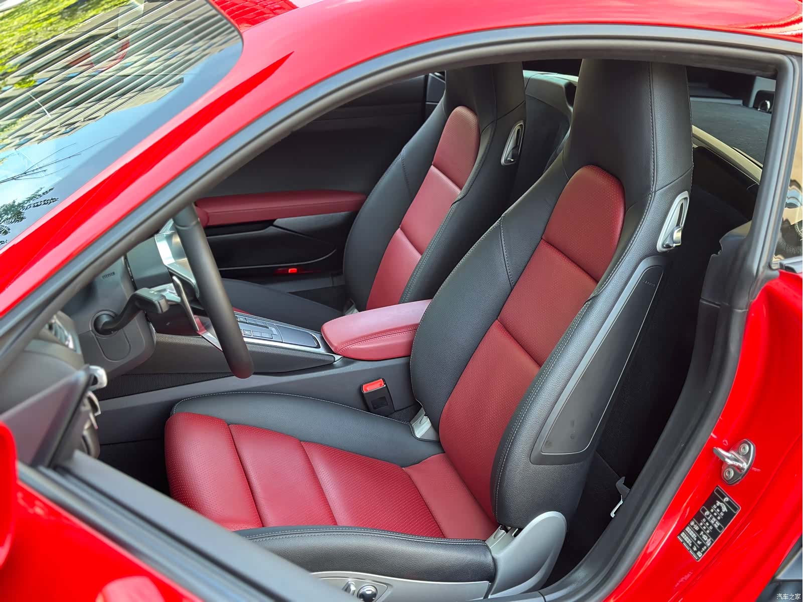 Porsche Cayman, 2021 10