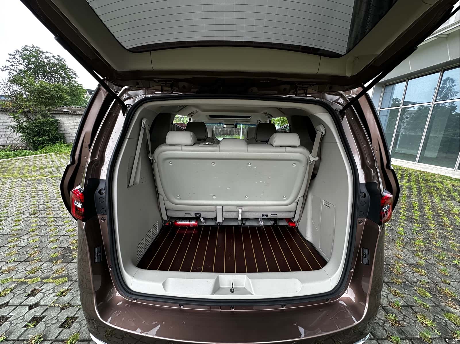 Buick GL8, 2020 26