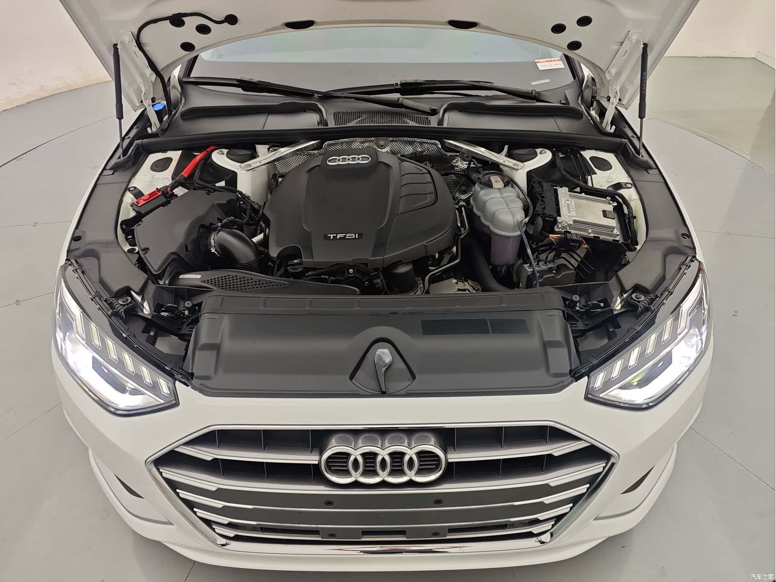Audi A4L, 2022 31