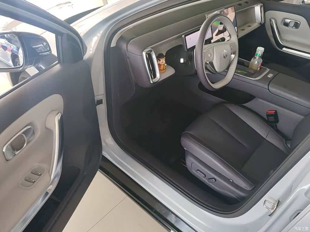 Leapmotor B01, 2025 16