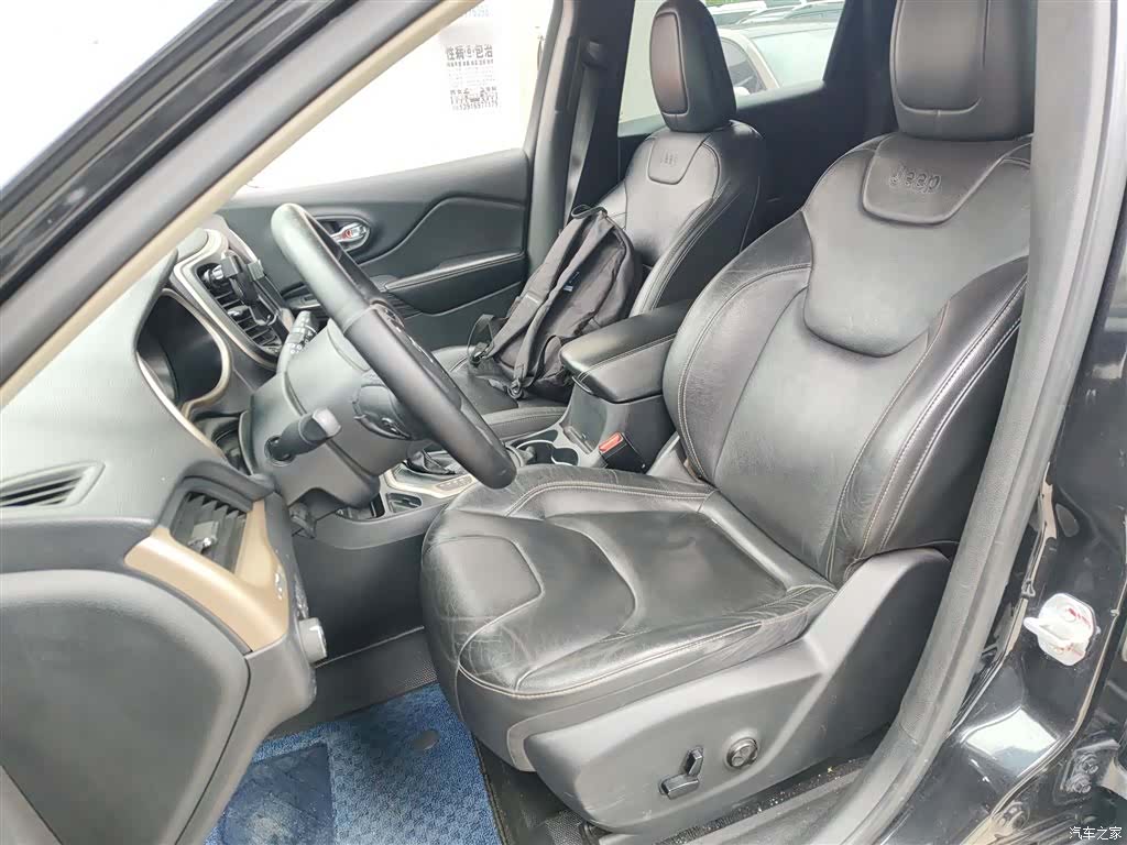 Jeep Cherokee, 2017 15