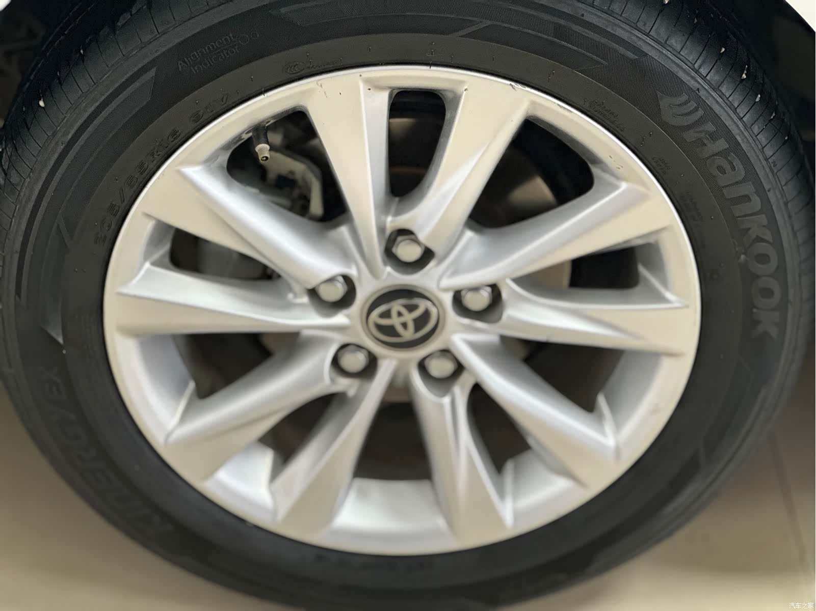 Toyota Corolla, 2023 10