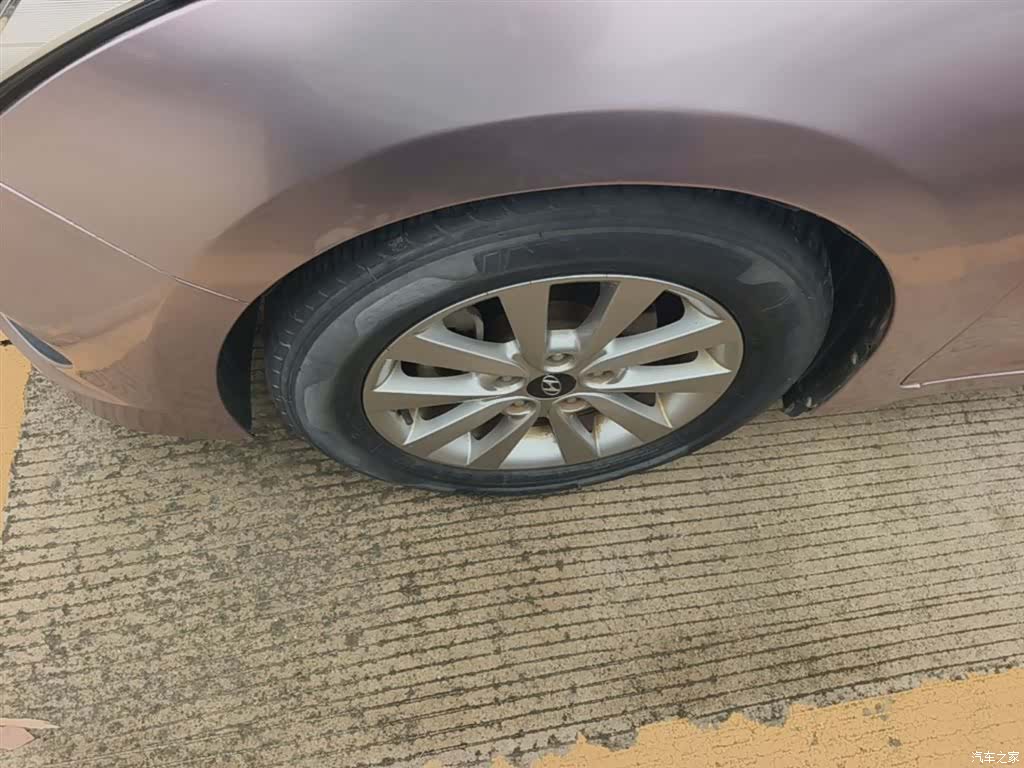 Hyundai GLS, 2016 23