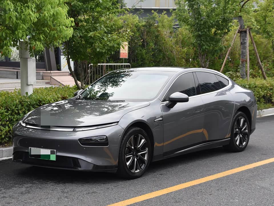 XPENG P7