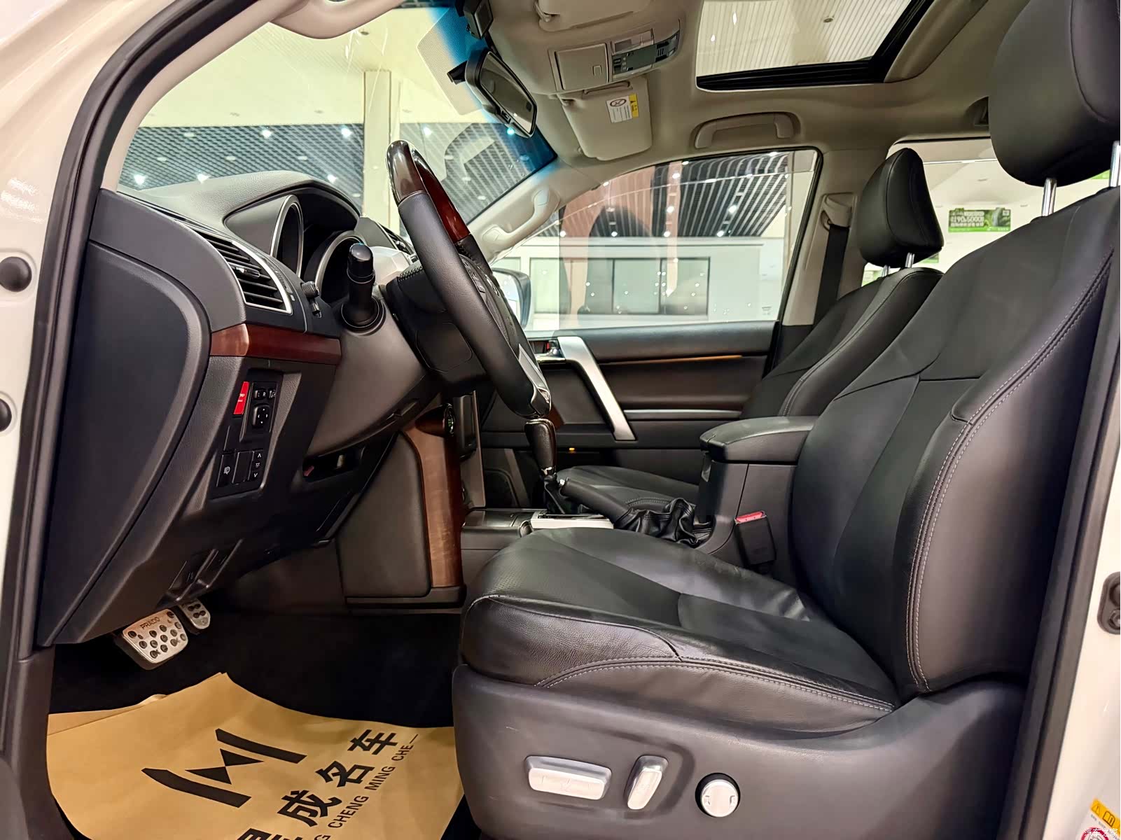Toyota Prado, 2016 3