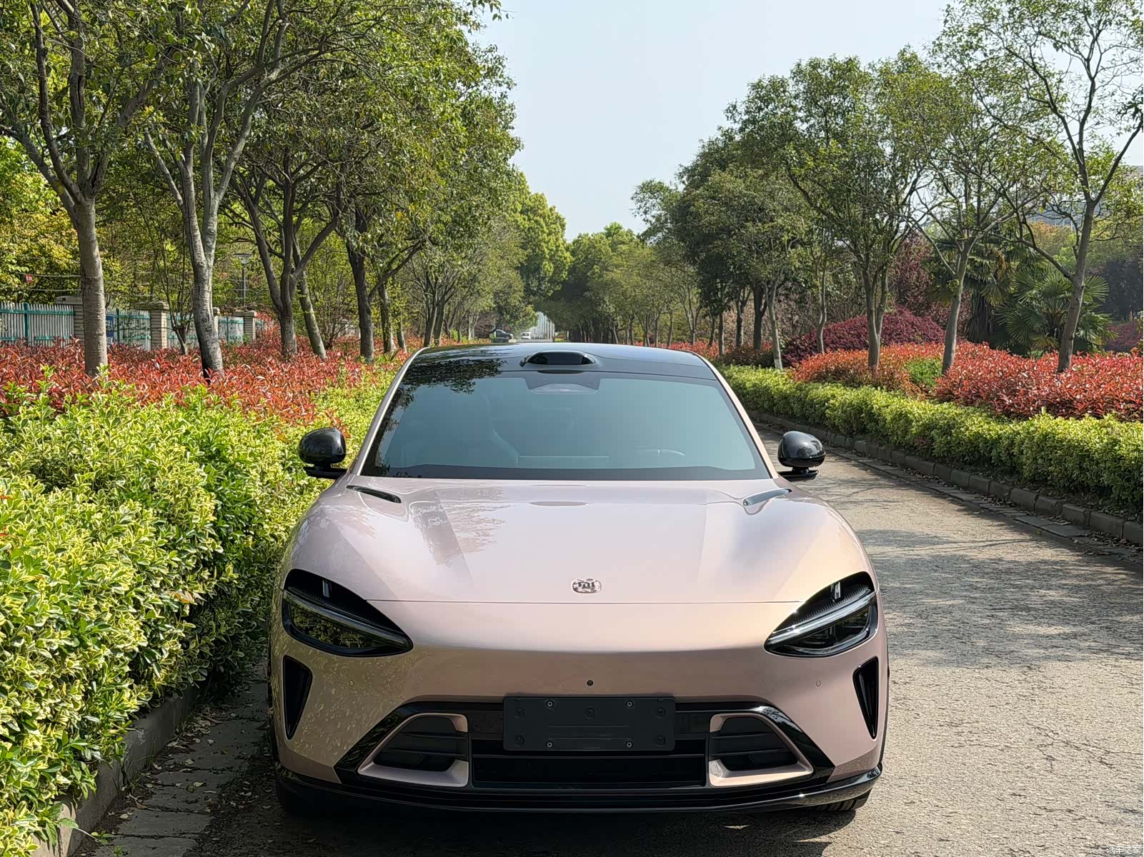 Xiaomi YU7, 2025 2
