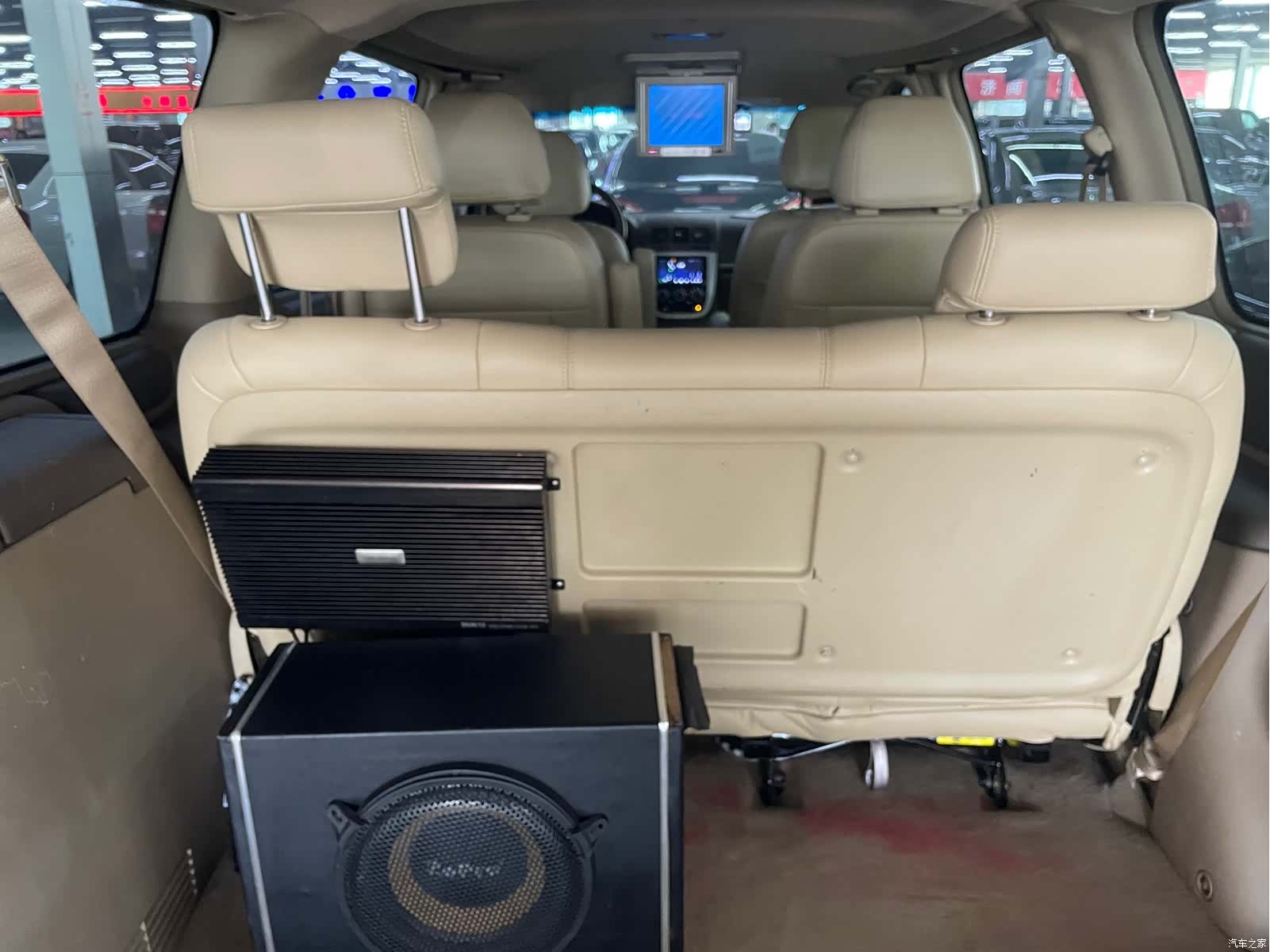 Buick GL8, 2014 4