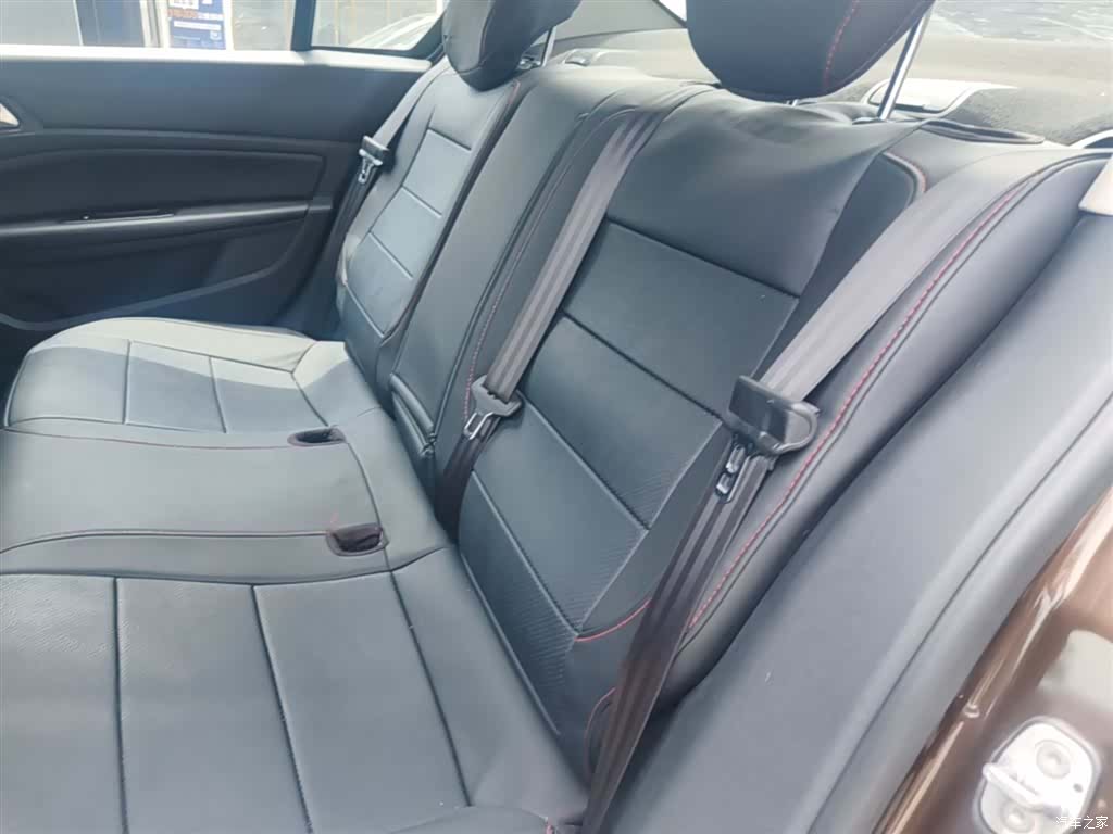 Peugeot 408, 2017 17