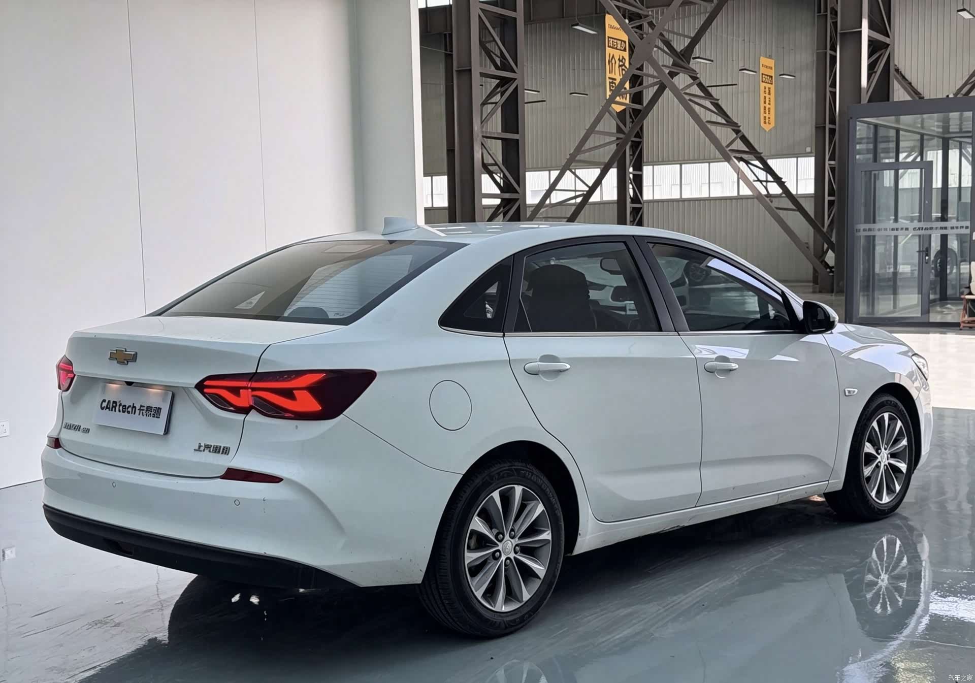 Chevrolet 320, 2020 7